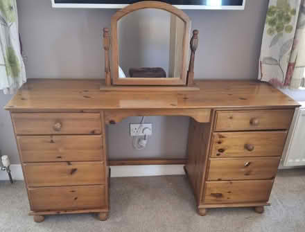 Photo of free Dressing table (Seaside BN22) #1