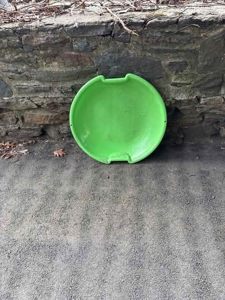 Photo of free Green disc sled (Bronxville) #1