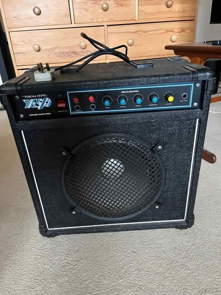 Photo of free Guitar or Keyboard Amplifier (Mickleover DE3) #1