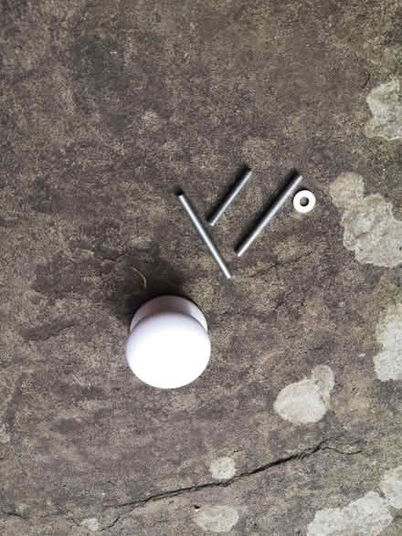 Photo of free Cupboard door knob (Old Woking GU22) #1