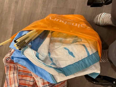 Photo of free Large play tent (Wandsworth SW18) #1