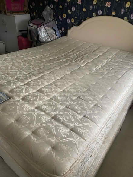 Photo of free King size bed (Leighton Buzzard) #1