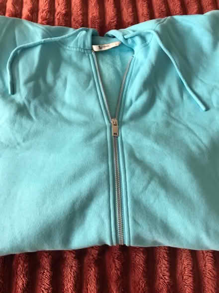Photo of free Turquoise hoodie (Bedford (putnoe)) #1