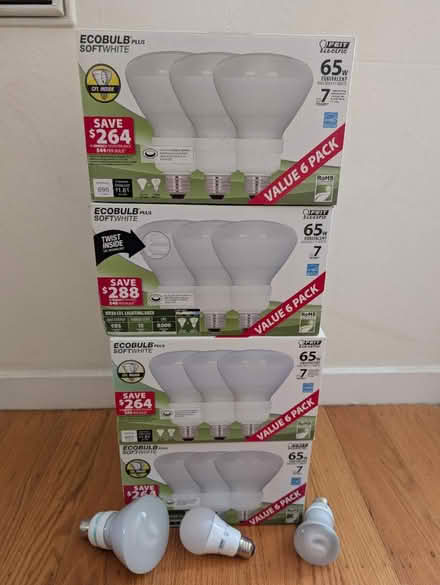 Photo of free 24+ CFL light bulbs, br30 size (near Palo Alto High School) #1
