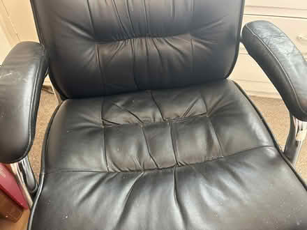 Photo of free leather chair (NG12 Radcliffe) #2