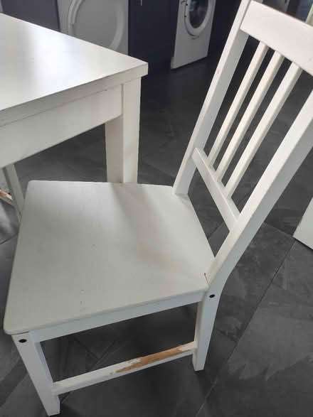 Photo of free Extendable table & chairs (Greengates BD10) #2