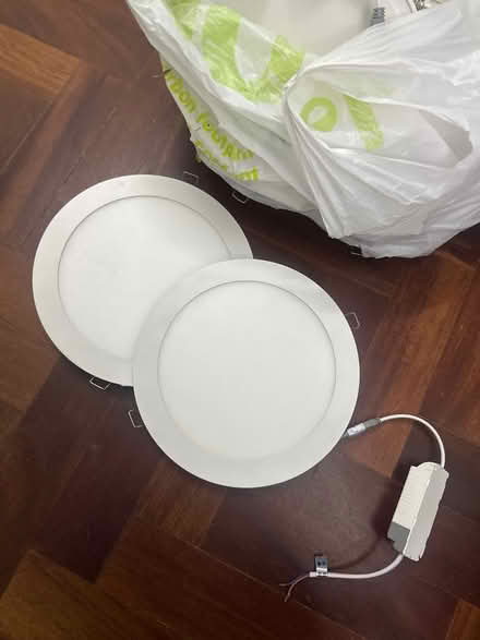 Photo of free LED penal lights (w1w 8ql) #1