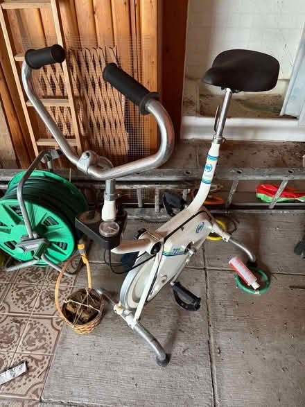 Photo of free exercise bike (Finchampstead RG40) #1