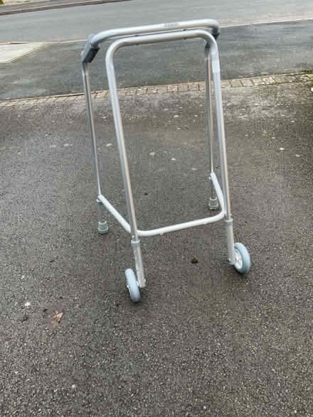 Photo of free Walking frame (Hinckley CV13) #1
