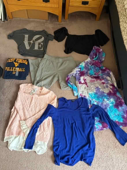 Photo of free Women’s XL clothes (West Side Alexandria) #1