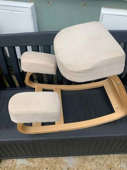 Photo of free Kneeling posture chair (Ringwood BH24) #1