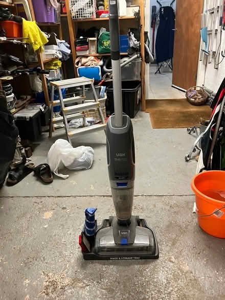 Photo of free Vax hard floor Cleaner (Halesowen B62) #2