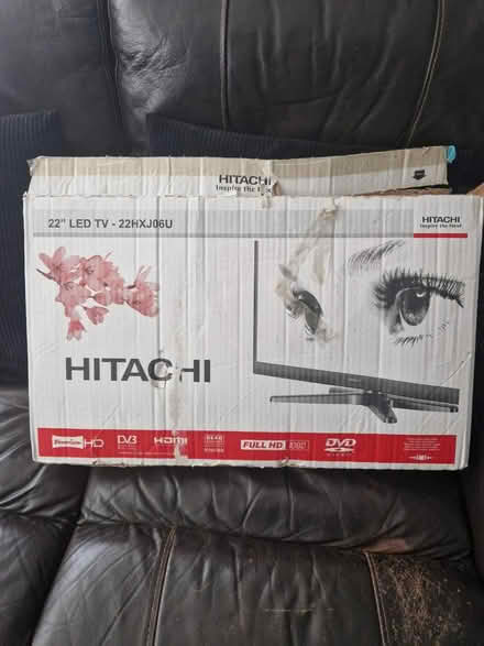 Photo of free Hitachi 22inch led tv/dvd player (Ruddington. NG11.) #1
