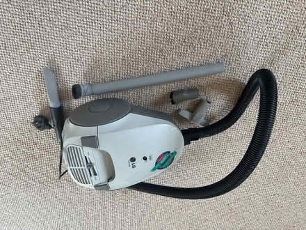 Photo of free Small vacuum cleaner (Tilley SY4) #1