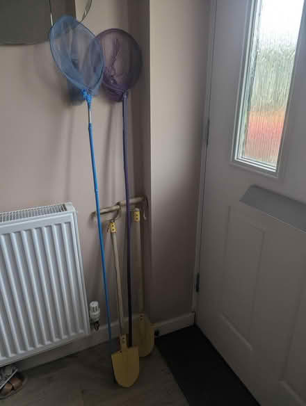 Photo of free Two beach nets and beach spades (Deddington OX15) #1