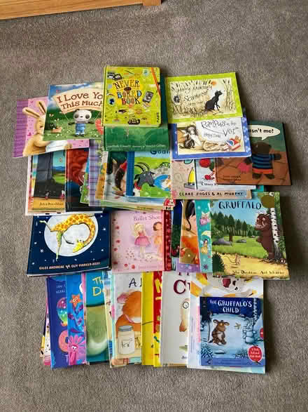 Photo of free Children’s Books Ages 3-7 Years (CT15) #1