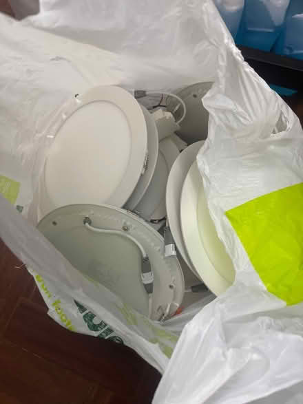 Photo of free LED penal lights (w1w 8ql) #4