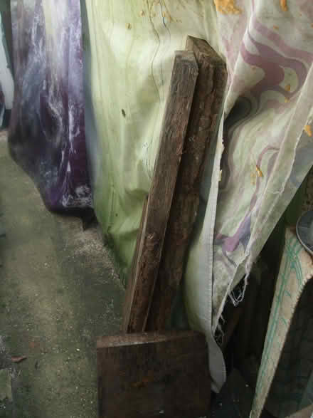 Photo of free offcut oak (Havering Grange RM1) #3