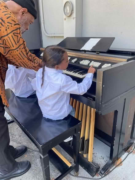 Photo of free Small chamber organ (Fairmede-Hilltop) #2