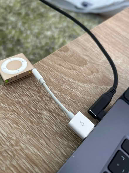 Photo of free Ipod mp3 player (S44 Glapwell) #1