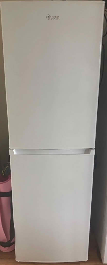 Photo of free Swan Freestanding Fridge Freezer (Edgware, HA8) #1