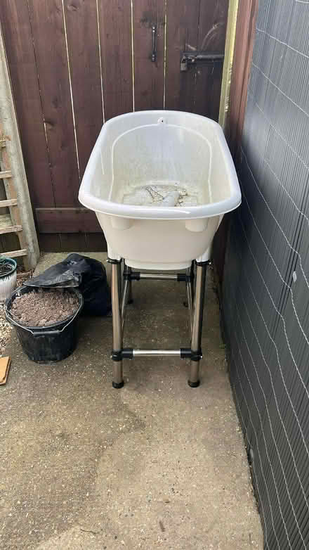 Photo of free Dog bath (Oving PO20) #2