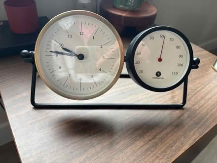 Photo of free analog desk clock w/ temp gauge (Issaquah) #1