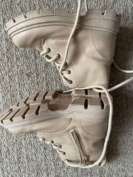 Photo of free Zara child boots (Woodlands TW7) #2