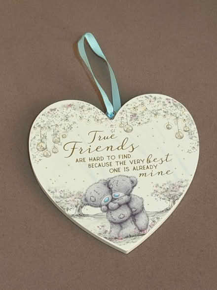 Photo of free Small decorative plaques (CR0) #1