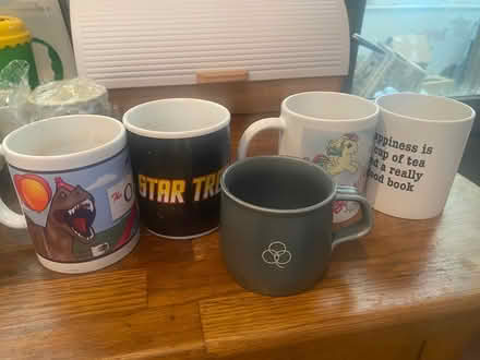 Photo of free Assorted ceramic mugs (Dublin 14) #4