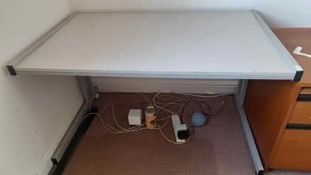 Photo of free Office desk (Byfleet KT14) #1
