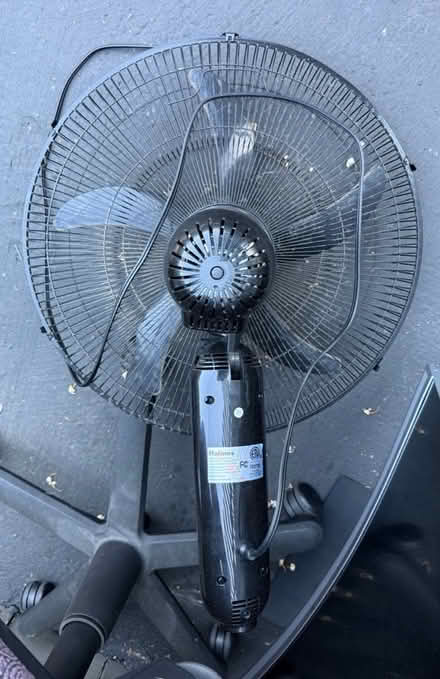 Photo of free Holmes 18” fan, needs repair (1075 Valencia Avenue) #3