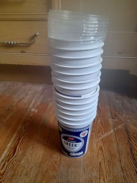 Photo of free Plastic pots (Wimbledon Village SW19) #1