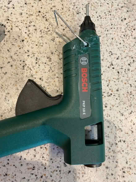 Photo of free Glue gun (Bristol BS3 (Totterdown)) #2