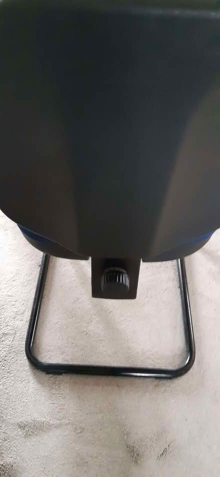 Photo of free Office chair - adjustable (Shefford SG17) #2