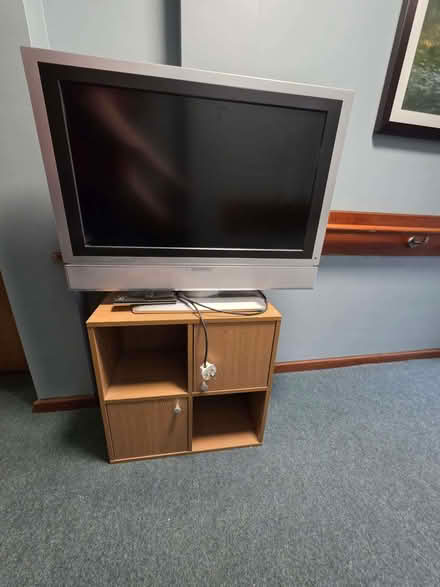 Photo of free Tv and unit (Slade Green DA8) #1