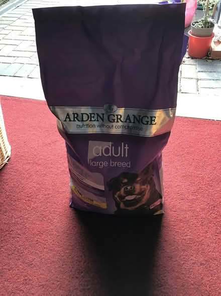 Photo of free Dog food (Englefield Green TW20 0) #1