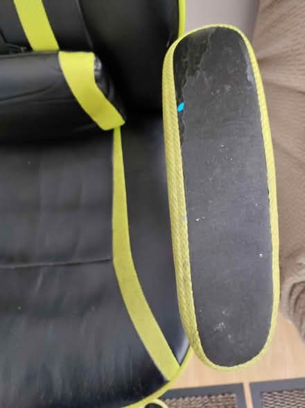 Photo of free Gaming Chair, neo racing ((Wembley HA0)) #4