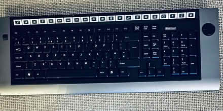 Photo of free Wireless Keyboard and Dongle (Portsmouth PO6) #1