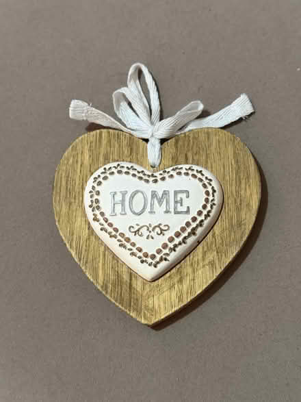 Photo of free Small decorative plaques (CR0) #3