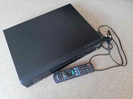 Photo of free VHS/DVD recorder/player (BS30) #1