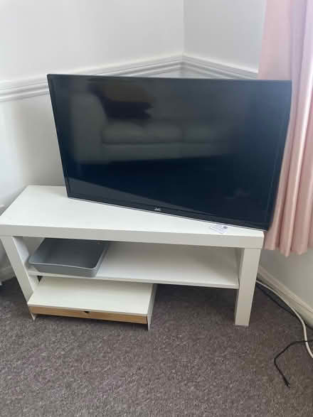 Photo of free Tv & stand (Old Heath CO2) #1