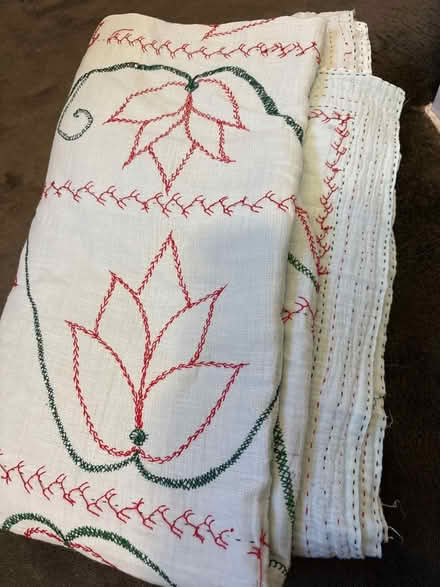 Photo of free 2x Embroidered Blankets (E3) #1