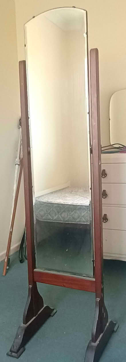 Photo of free Standing mirror (Caversham RG4) #1