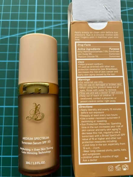 Photo of free Colour Changing Foundation (Penn HP10) #2