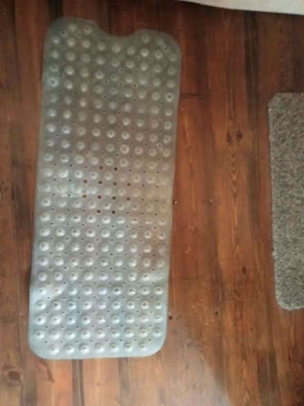 Photo of free Slip problem bath & shower mats (Drayton PO6) #1