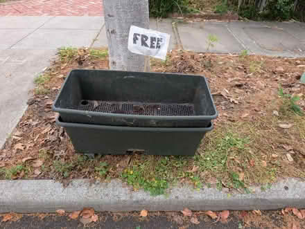Photo of free 2 Earrh Boxes (near Palo Alto High School) #1
