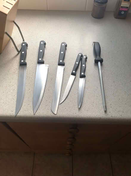 Photo of free Kitchen knives in wooden block, with sharpener (Wood Farm OX3) #1