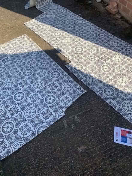 Photo of free Off-cuts lino flooring (Allestree DE22) #2