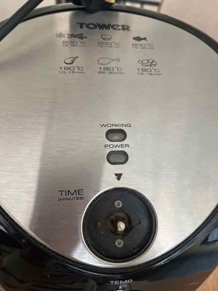 Photo of free Airfryer (Brentford) #2